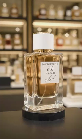 ÉTÉ DE DIVANS
